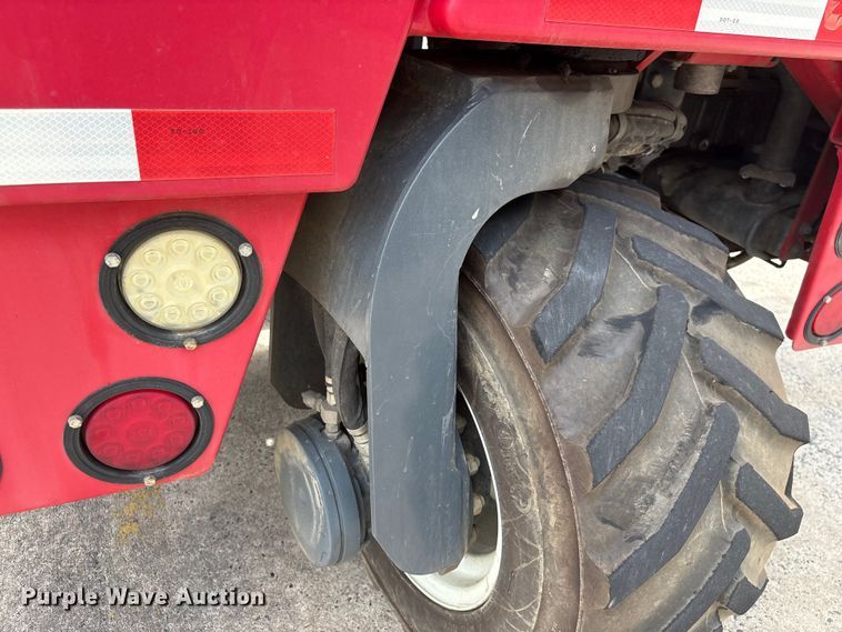 image for item EF1298 2017 Moffett M8 55.4 forklift