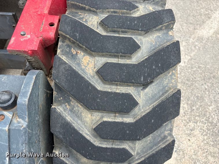 image for item EF1298 2017 Moffett M8 55.4 forklift