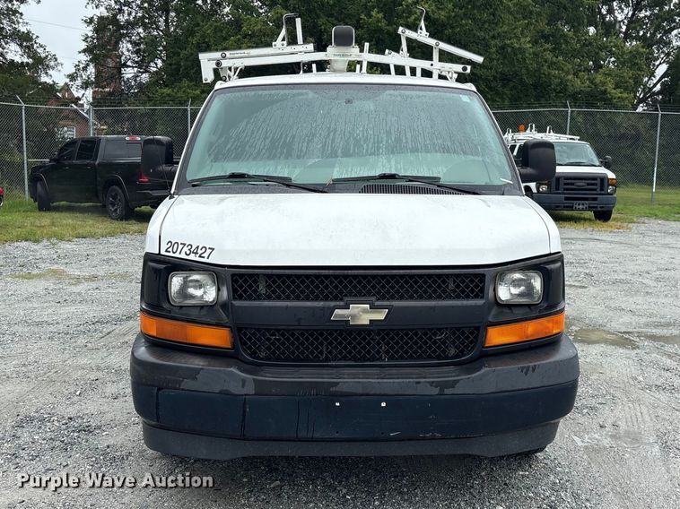 image for item EF1300 2017 Chevrolet Express 2500 utility van
