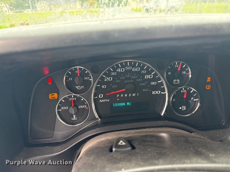 image for item EF1300 2017 Chevrolet Express 2500 utility van