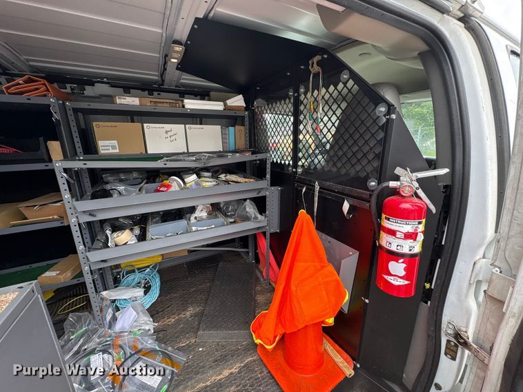 image for item EF1300 2017 Chevrolet Express 2500 utility van