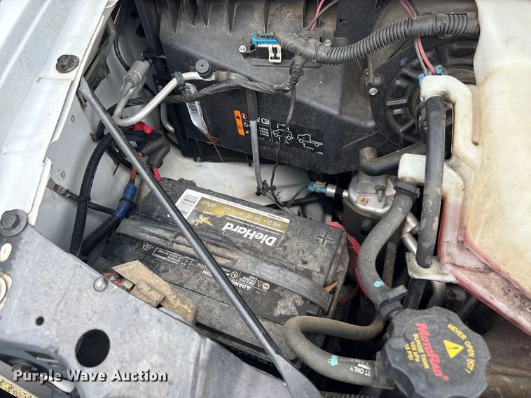 image for item EF1300 2017 Chevrolet Express 2500 utility van