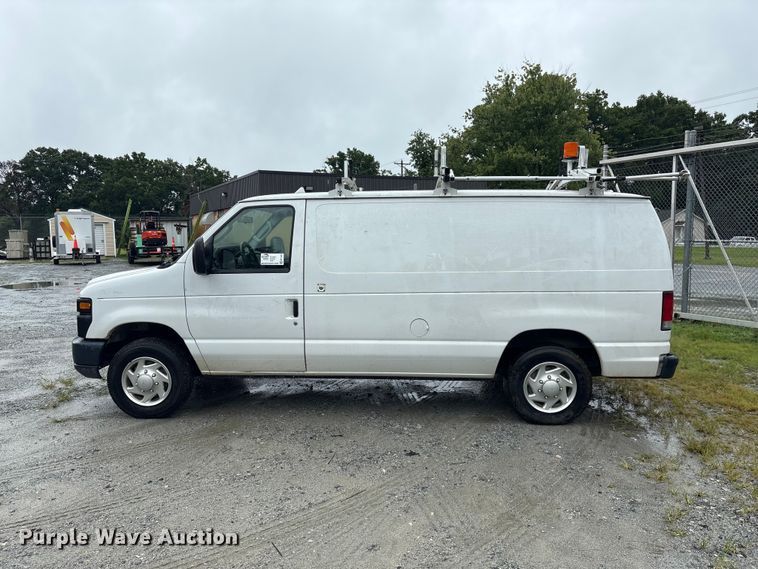 image for item EF1303 2014 Ford E150 utility van