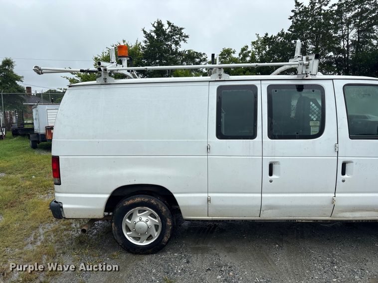 image for item EF1303 2014 Ford E150 utility van
