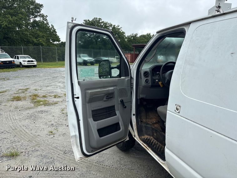 image for item EF1303 2014 Ford E150 utility van
