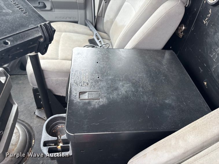 image for item EF1303 2014 Ford E150 utility van