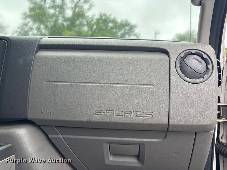 image for item EF1303 2014 Ford E150 utility van
