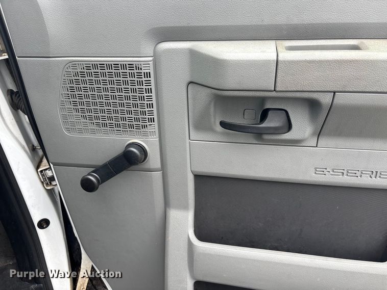 image for item EF1303 2014 Ford E150 utility van