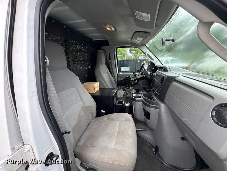 image for item EF1303 2014 Ford E150 utility van