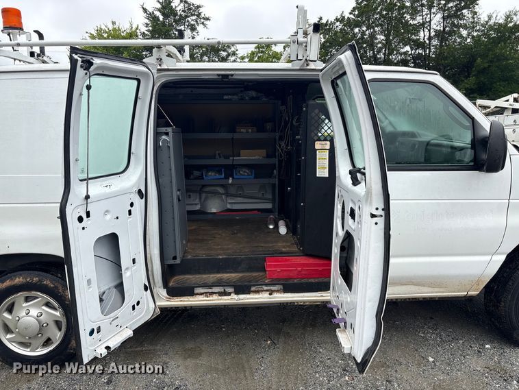 image for item EF1303 2014 Ford E150 utility van