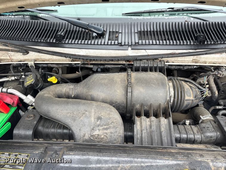 image for item EF1303 2014 Ford E150 utility van
