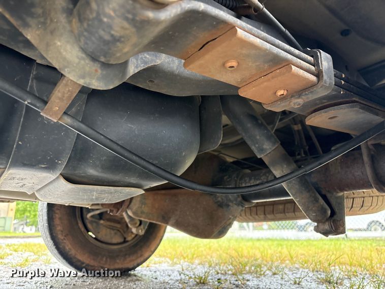image for item EF1303 2014 Ford E150 utility van