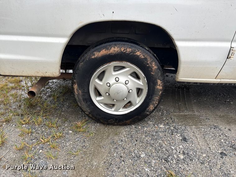 image for item EF1303 2014 Ford E150 utility van