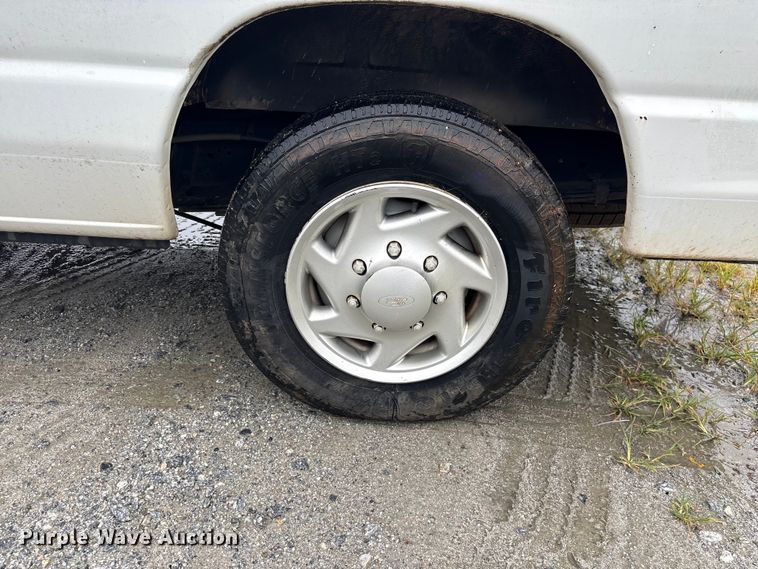 image for item EF1303 2014 Ford E150 utility van