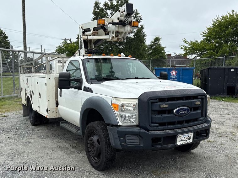 image for item EF1305 2013 Ford F450 Super Duty XL bucket truck