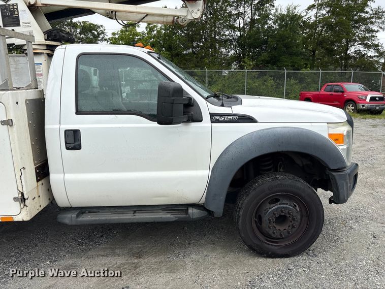 image for item EF1305 2013 Ford F450 Super Duty XL bucket truck