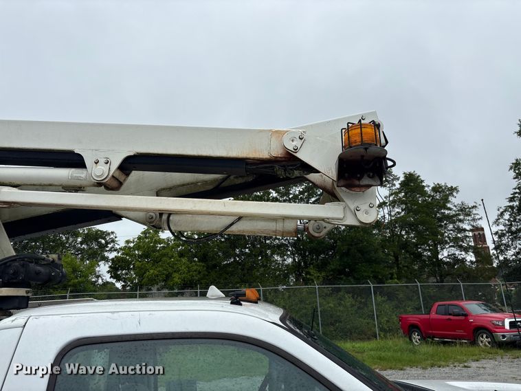 image for item EF1305 2013 Ford F450 Super Duty XL bucket truck