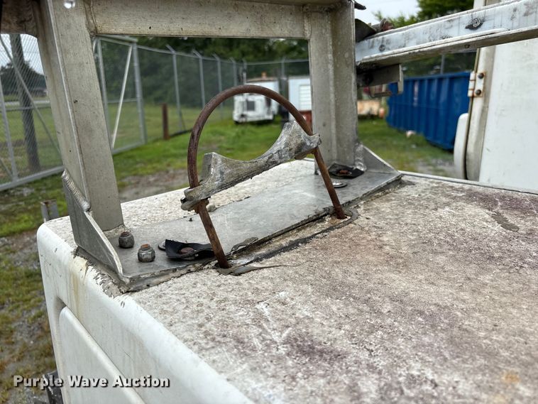 image for item EF1305 2013 Ford F450 Super Duty XL bucket truck