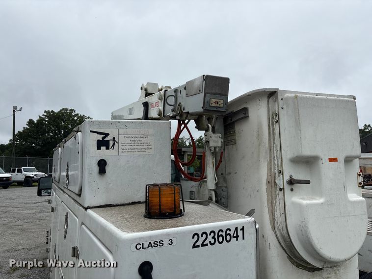 image for item EF1305 2013 Ford F450 Super Duty XL bucket truck