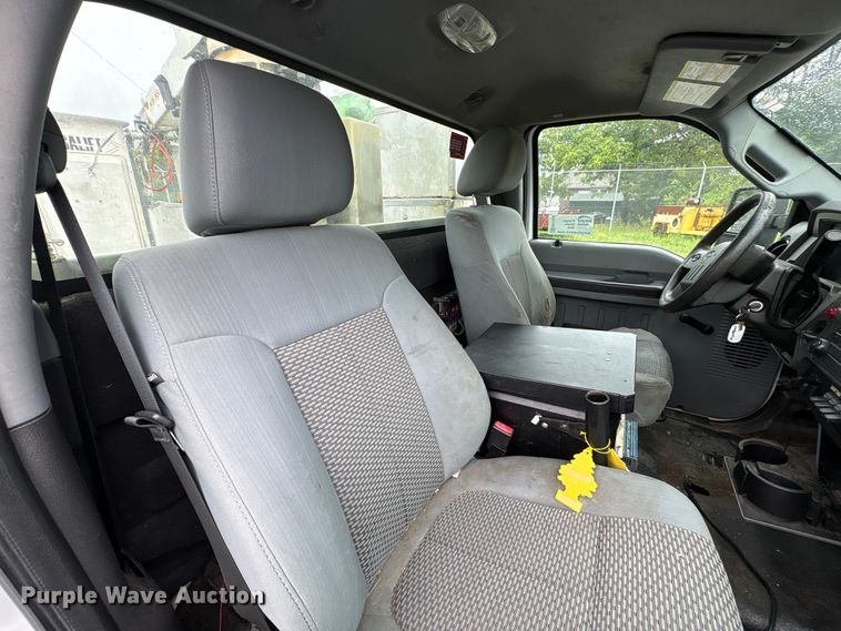 image for item EF1305 2013 Ford F450 Super Duty XL bucket truck