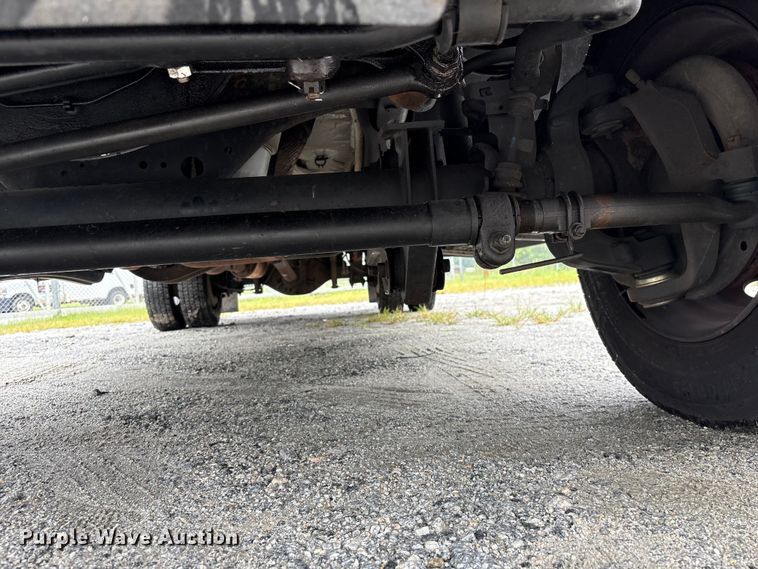 image for item EF1305 2013 Ford F450 Super Duty XL bucket truck