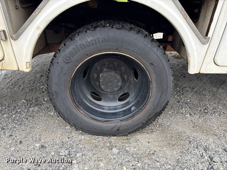 image for item EF1305 2013 Ford F450 Super Duty XL bucket truck