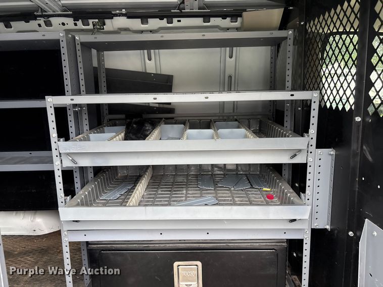 image for item EF1306 2017 Chevrolet Express 2500 utility van