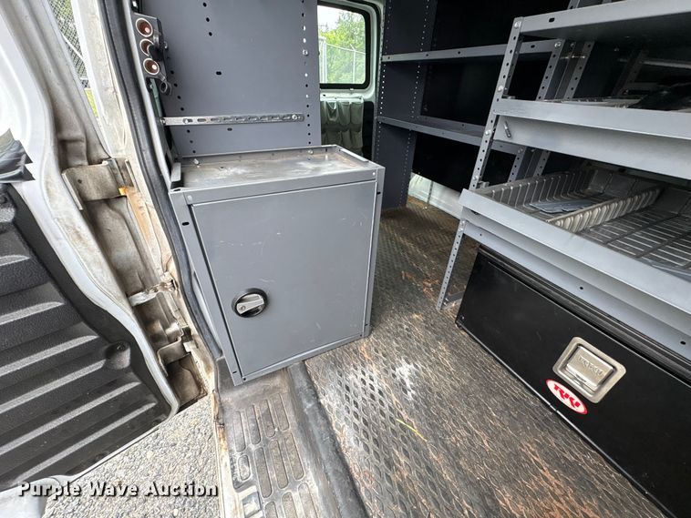image for item EF1306 2017 Chevrolet Express 2500 utility van