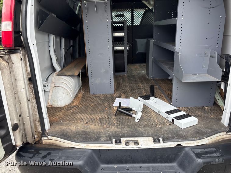 image for item EF1306 2017 Chevrolet Express 2500 utility van
