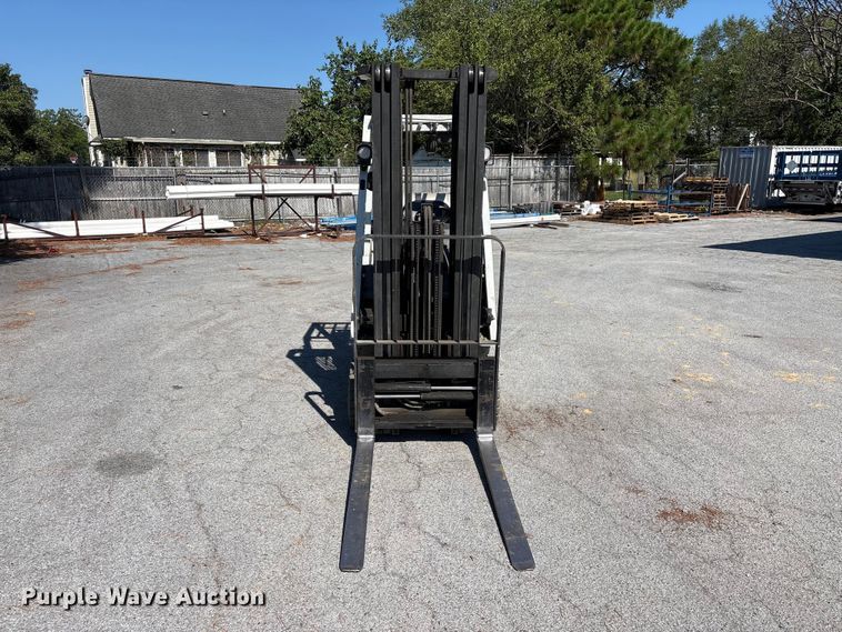 image for item EF1307 2018 UniCarriers CFS40 forklift