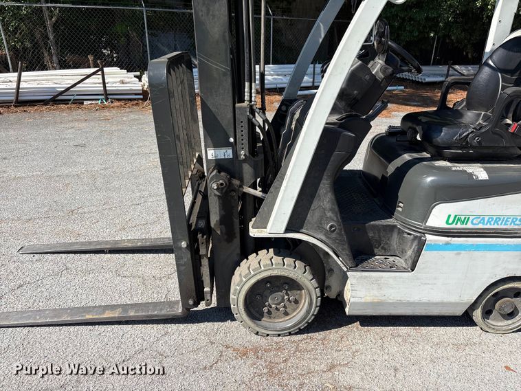 image for item EF1307 2018 UniCarriers CFS40 forklift