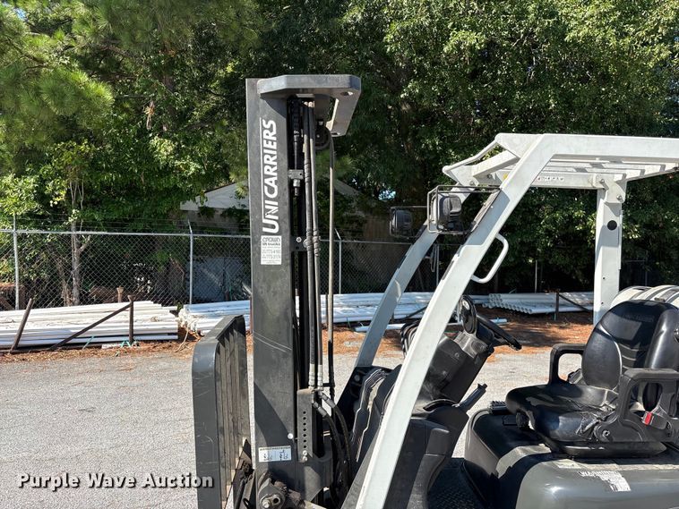 image for item EF1307 2018 UniCarriers CFS40 forklift