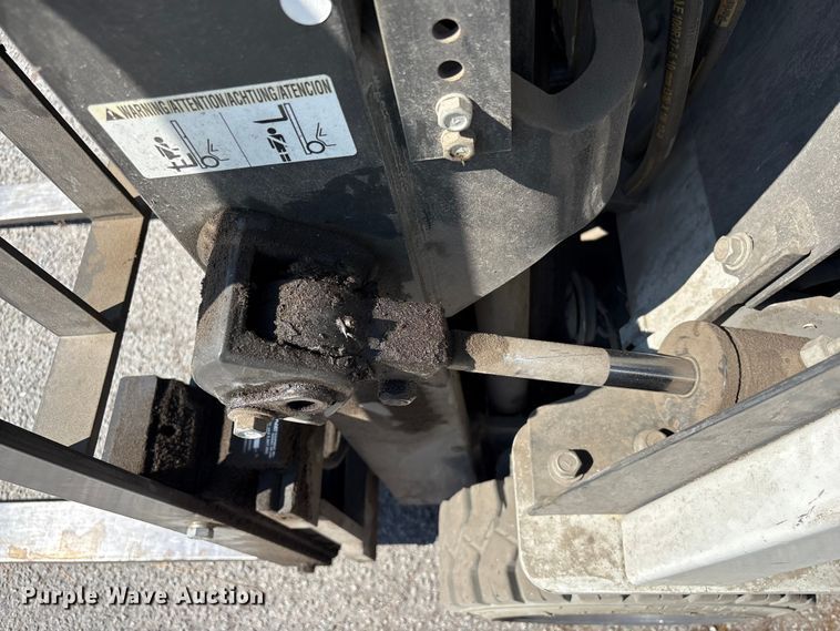 image for item EF1307 2018 UniCarriers CFS40 forklift