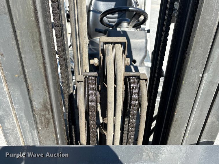 image for item EF1307 2018 UniCarriers CFS40 forklift