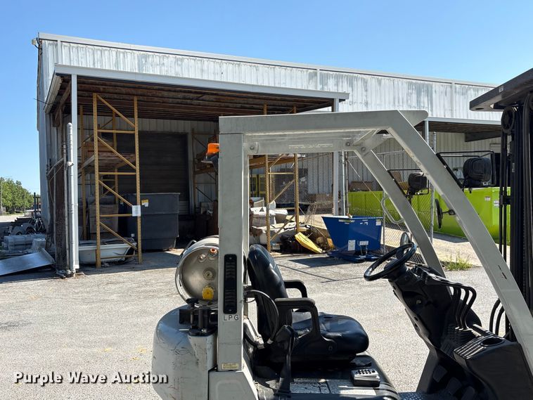 image for item EF1307 2018 UniCarriers CFS40 forklift