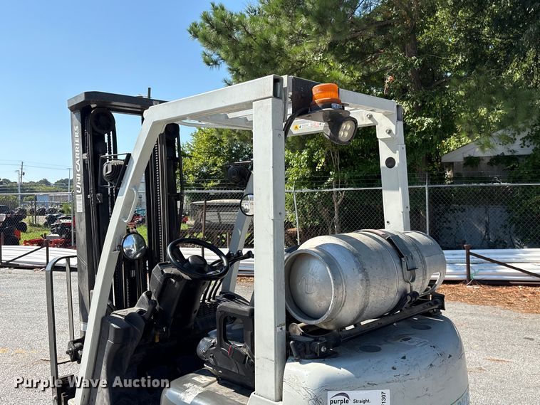 image for item EF1307 2018 UniCarriers CFS40 forklift