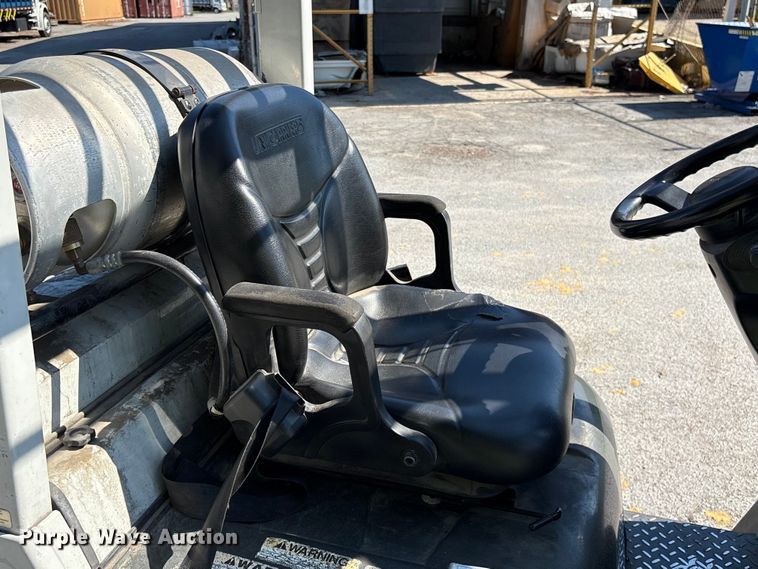 image for item EF1307 2018 UniCarriers CFS40 forklift