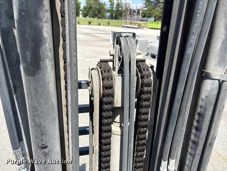 image for item EF1308 2016 UniCarriers PF70 forklift