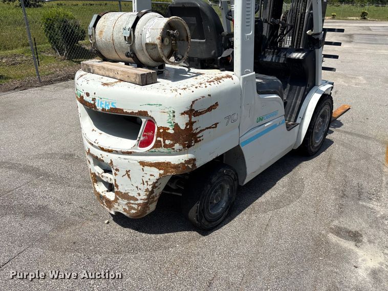 image for item EF1308 2016 UniCarriers PF70 forklift