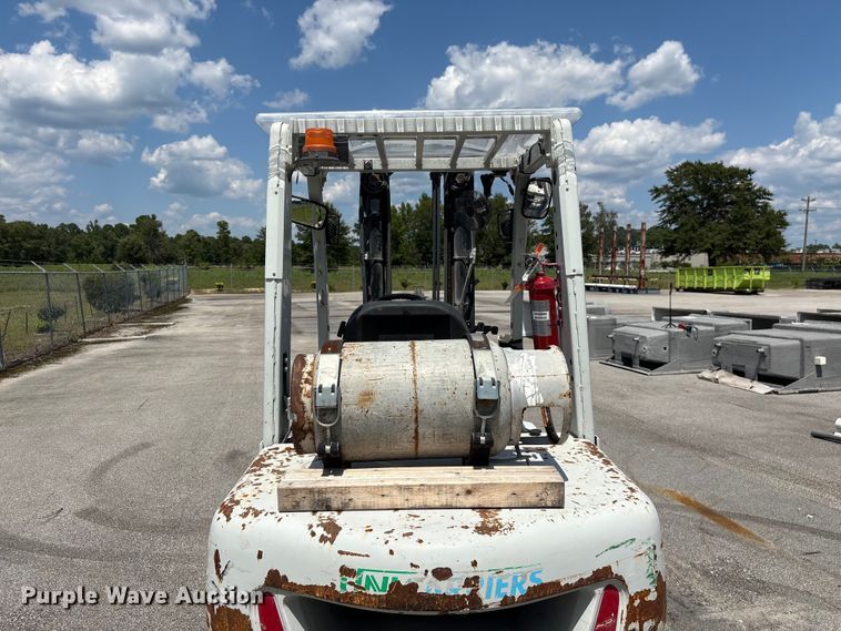 image for item EF1308 2016 UniCarriers PF70 forklift