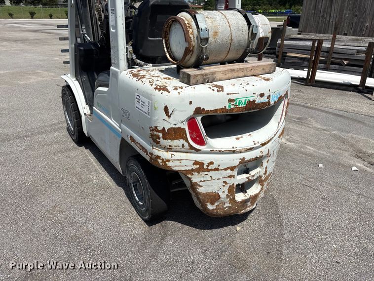 image for item EF1308 2016 UniCarriers PF70 forklift