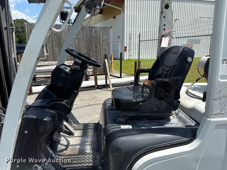 image for item EF1308 2016 UniCarriers PF70 forklift