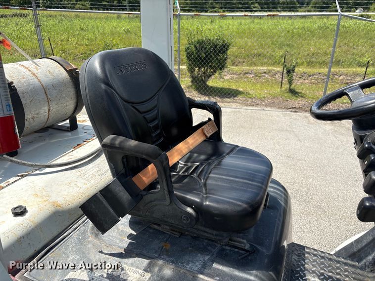 image for item EF1308 2016 UniCarriers PF70 forklift