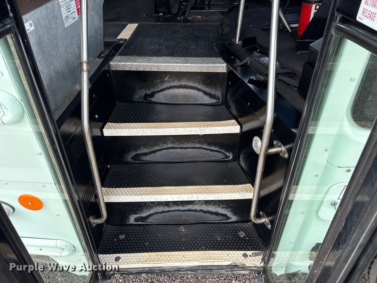 image for item EG9062 2014 Thomas BUS 340 TS school bus