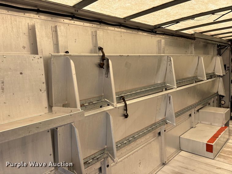 image for item EG9195 2001 Freightliner Mt 55 Chassis delivery truck