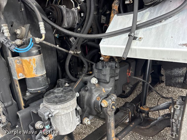 image for item EG9195 2001 Freightliner Mt 55 Chassis delivery truck