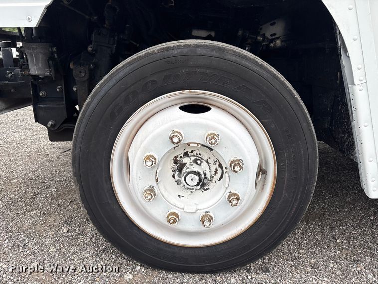 image for item EG9195 2001 Freightliner Mt 55 Chassis delivery truck