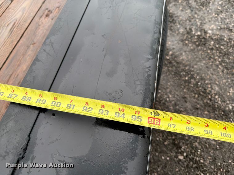 image for item EG9232 2007 Road Clipper  Ranger utility trailer