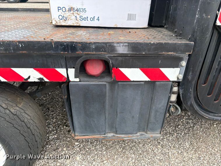 image for item EG9304 2000 Cushman 84071 utility vehicle