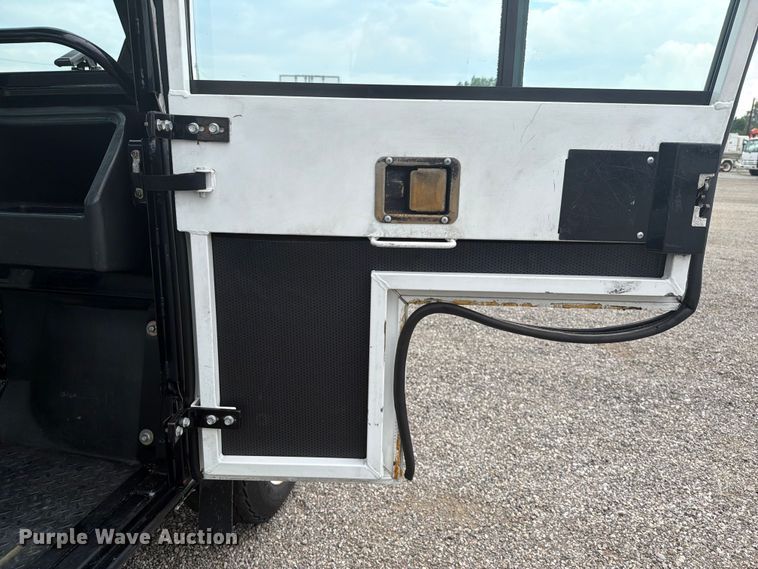 image for item EG9304 2000 Cushman 84071 utility vehicle